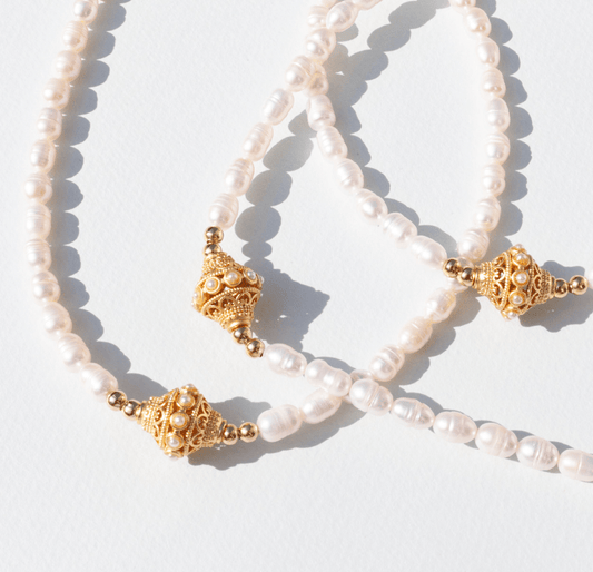 Flor Necklace